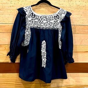 MI Golondrina Fernanda Lago Nieve Top NOT Navy Size Medium